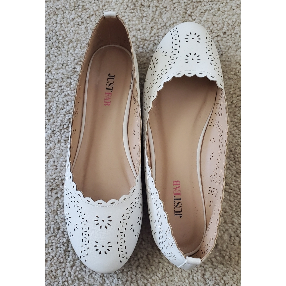 Gadry White Flats